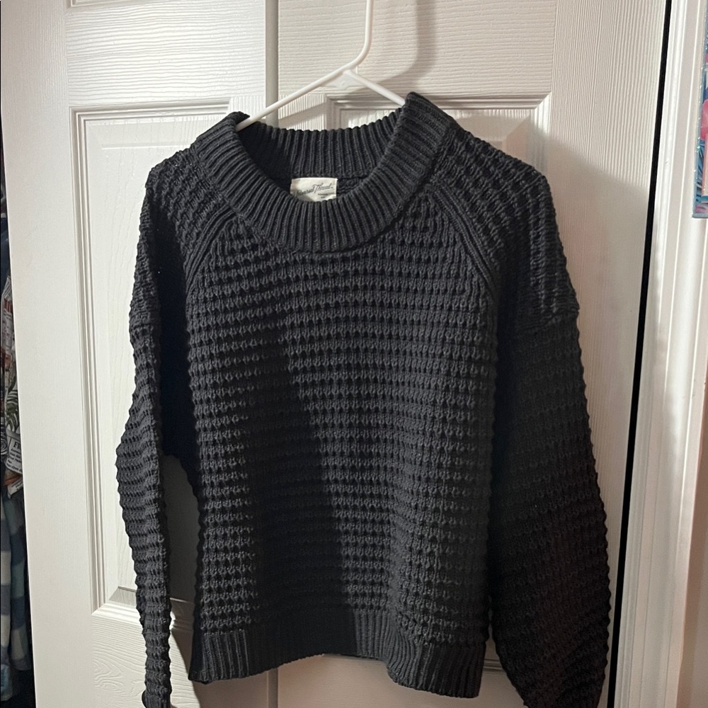 Universal Thread Textured Dark Grey Sweater
